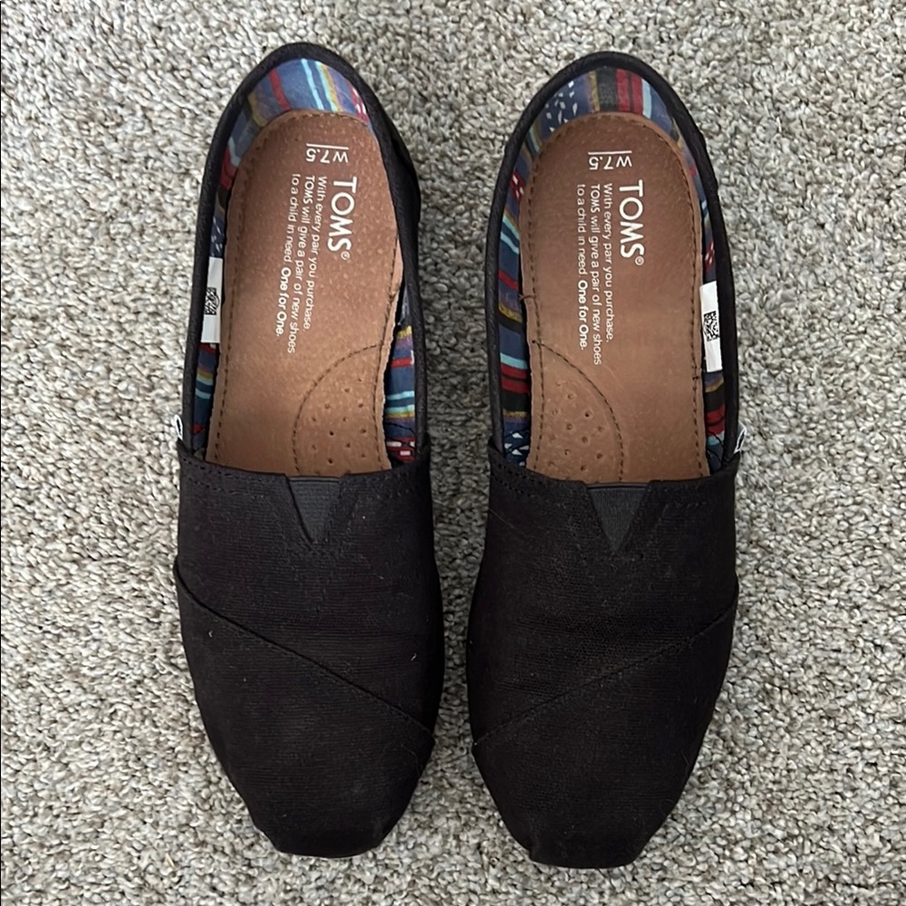 TOMS Classic Black Slip-On Shoes
